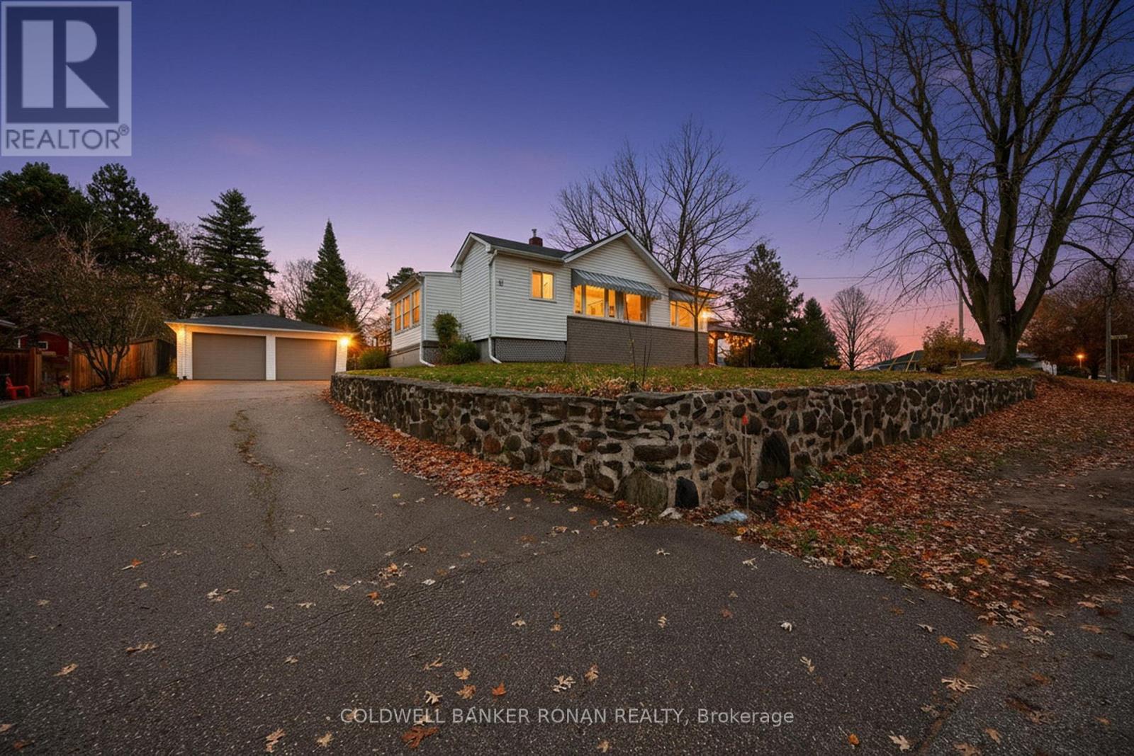 3 COOK AVENUE, Innisfil, Ontario