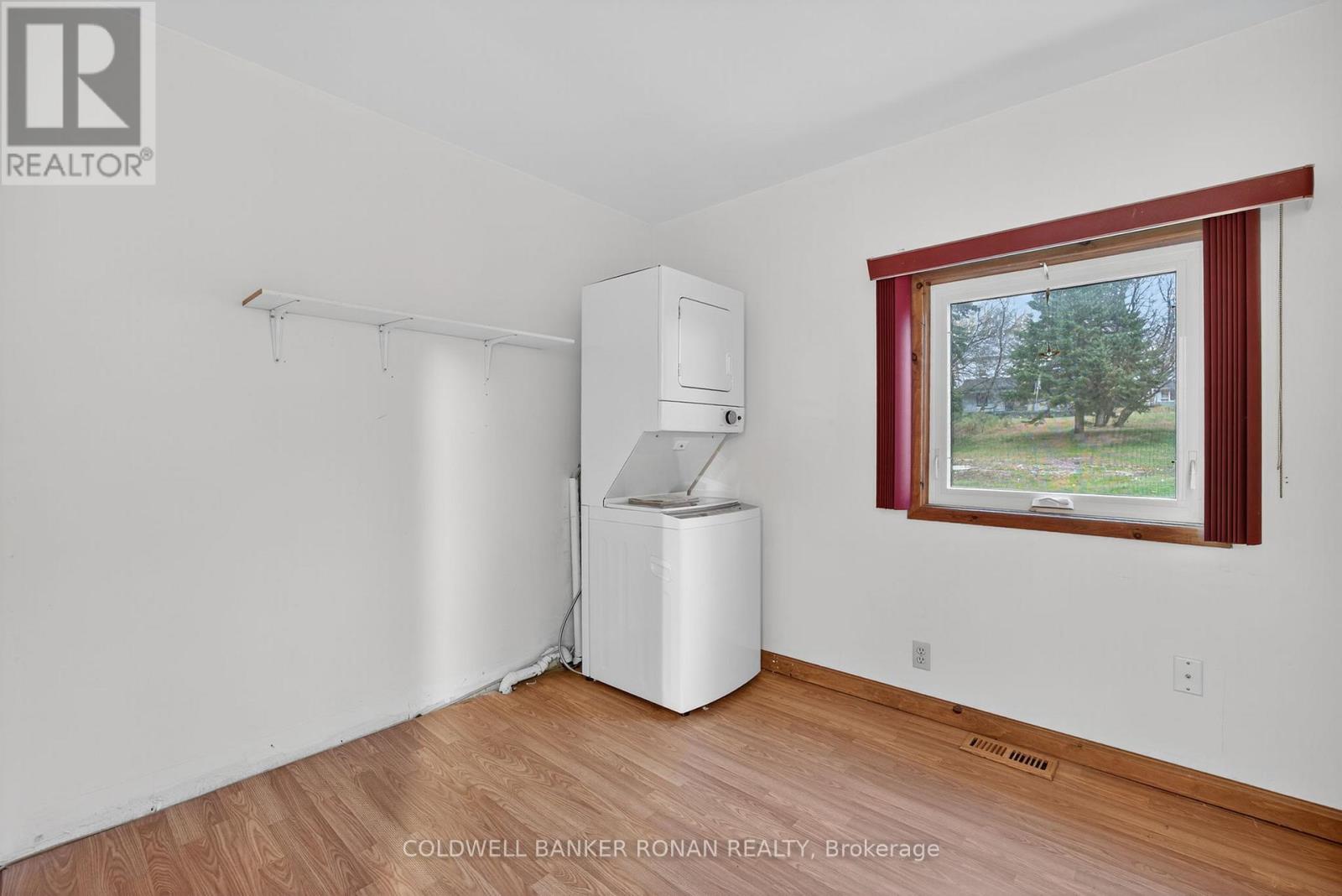 3 Cook Avenue, Innisfil, Ontario  L0L 1L0 - Photo 15 - N12534190