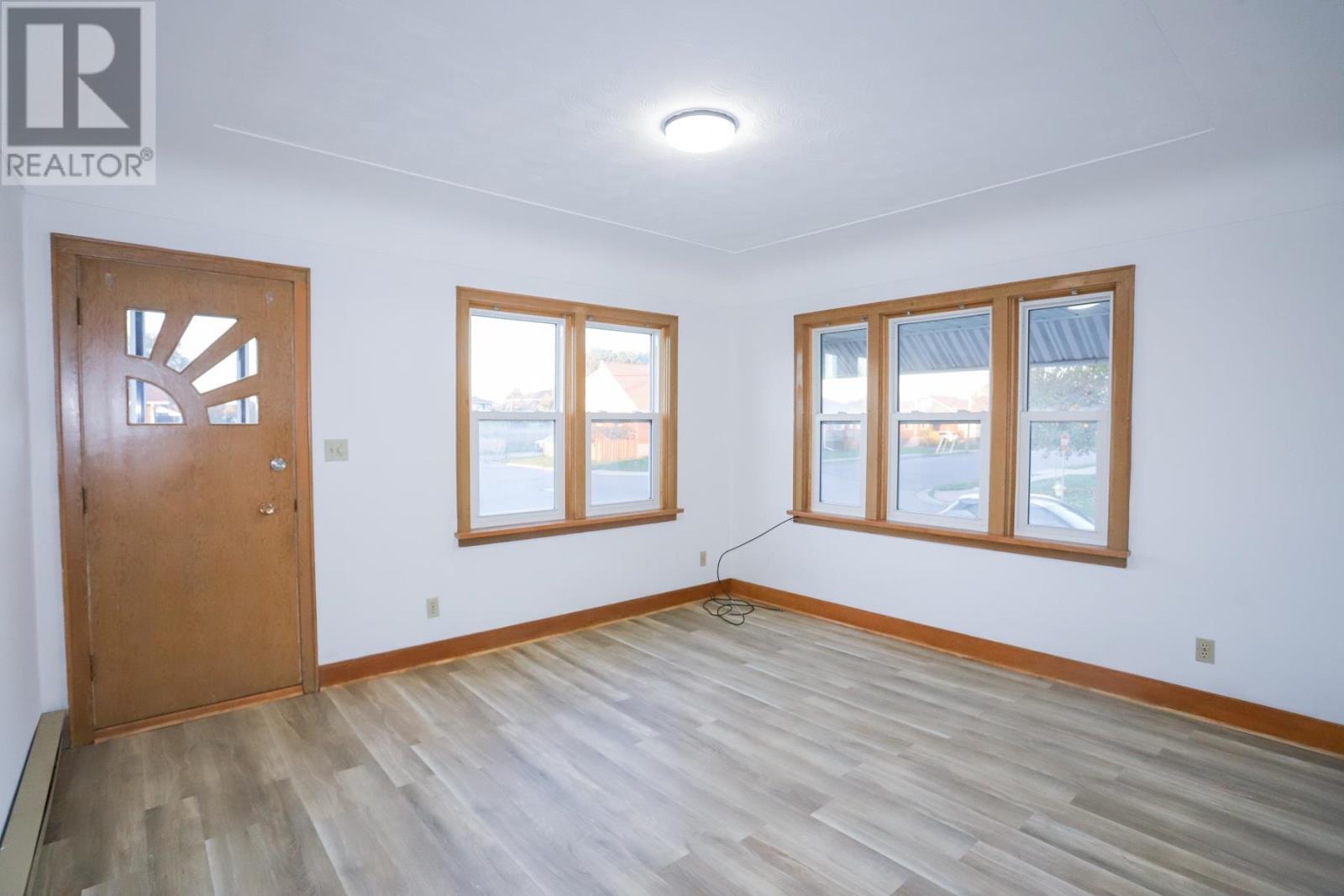 175 Henrietta Ave, Sault Ste. Marie, Ontario  P6C 2A2 - Photo 13 - SM253045