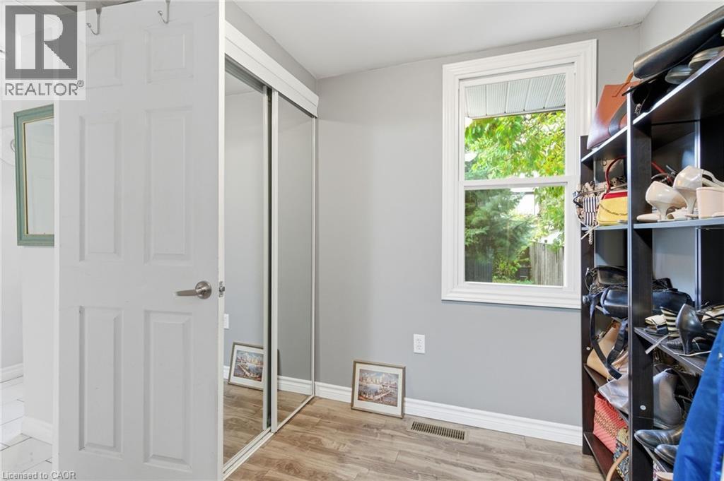 92 Huxley Avenue S, Hamilton, Ontario  L8K 2P8 - Photo 14 - 40785159