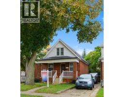 92 HUXLEY Avenue S, Hamilton, Ontario