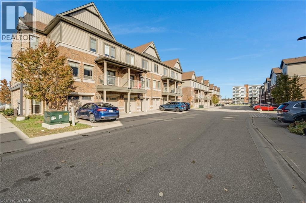 70 Willowrun Drive Unit# E7, Kitchener, Ontario  N2A 0J3 - Photo 2 - 40787517