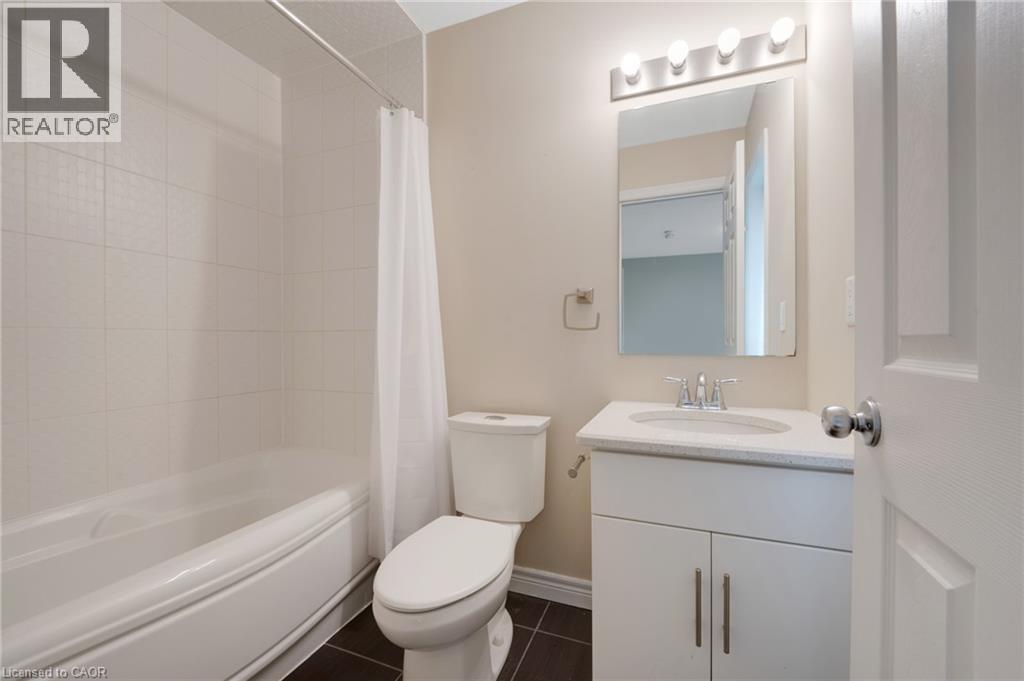 70 Willowrun Drive Unit# E7, Kitchener, Ontario  N2A 0J3 - Photo 37 - 40787517