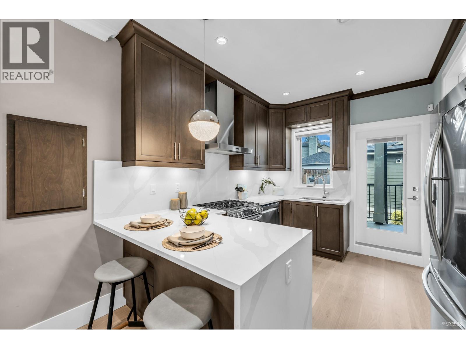 6530 Angus Drive, Vancouver, British Columbia  V6P 5H9 - Photo 10 - R3066477