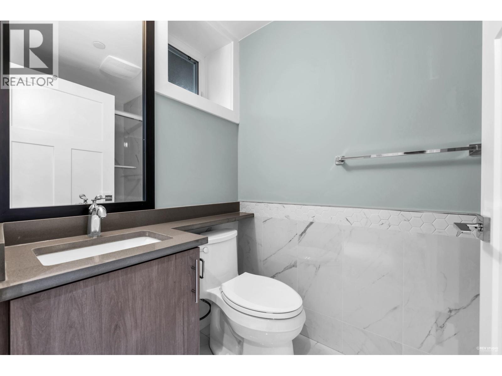 6530 Angus Drive, Vancouver, British Columbia  V6P 5H9 - Photo 25 - R3066477