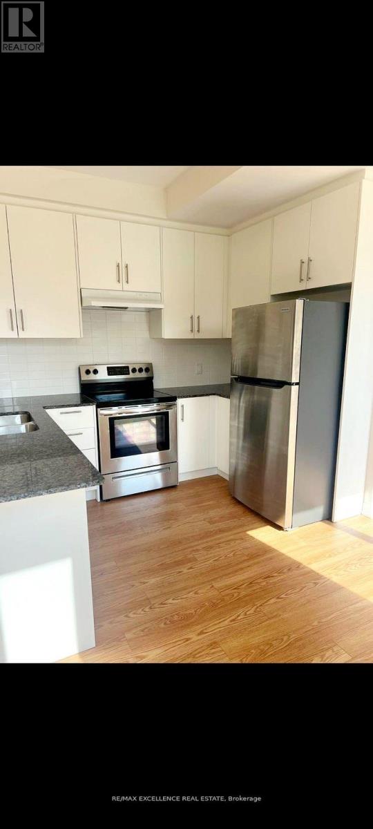 41 - 45 Knotsberry Circle, Brampton, Ontario  L6Y 0C3 - Photo 8 - W12534050