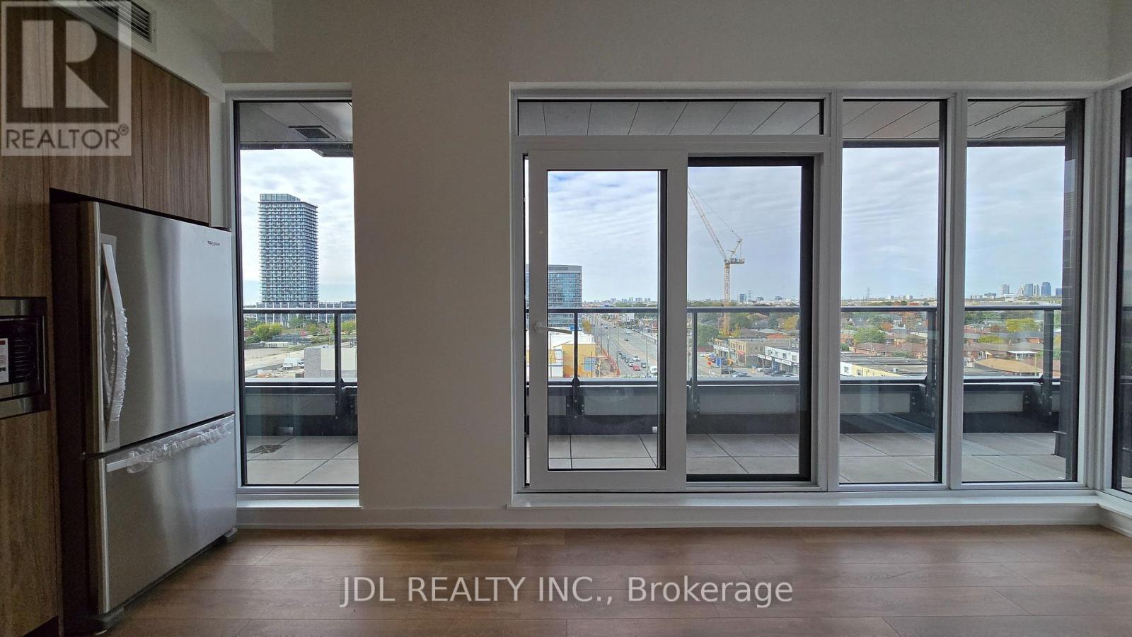 615 - 1037 The Queensway, Toronto, Ontario  M8Z 6C7 - Photo 5 - W12534066