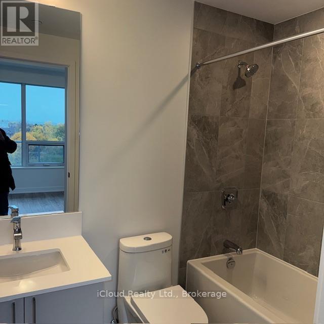 621 - 500 Plains Road E, Burlington, Ontario  L7T 2E1 - Photo 9 - W12534068