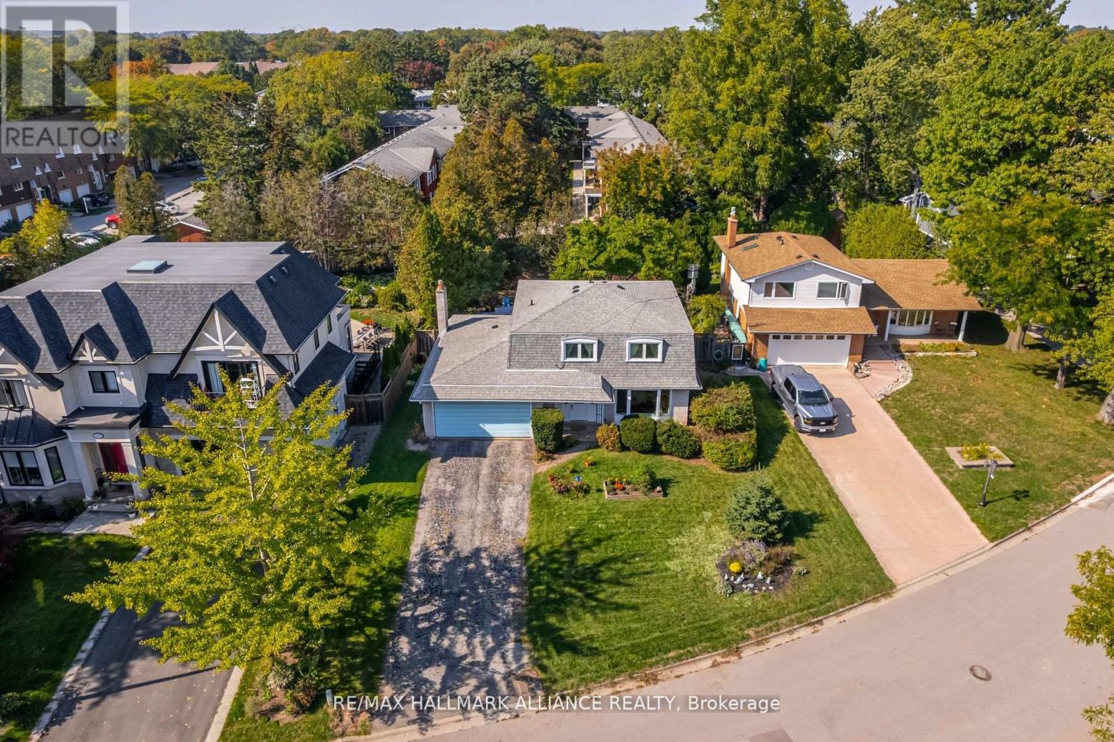 2033 WATER'S EDGE DRIVE, Oakville, Ontario
