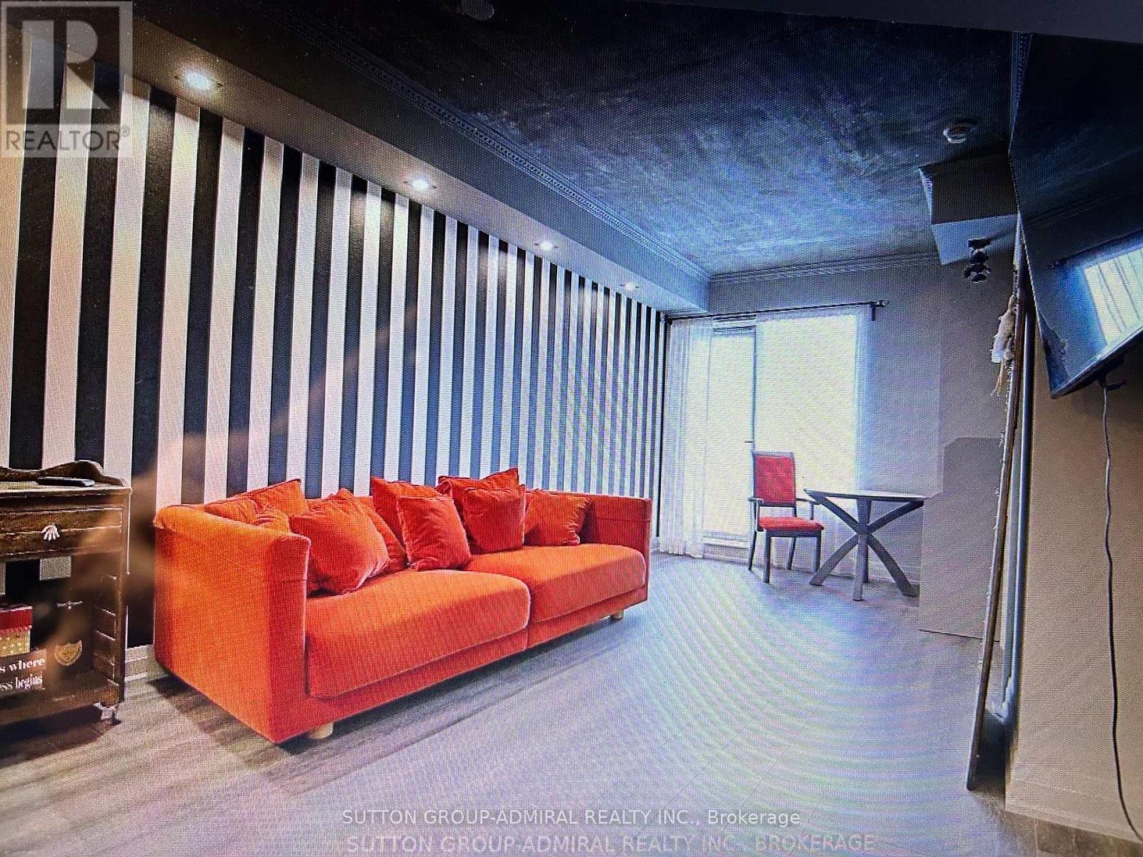 3201 - 385 Prince Of Whales Drive, Mississauga, Ontario  L5B 0C6 - Photo 6 - W12534096