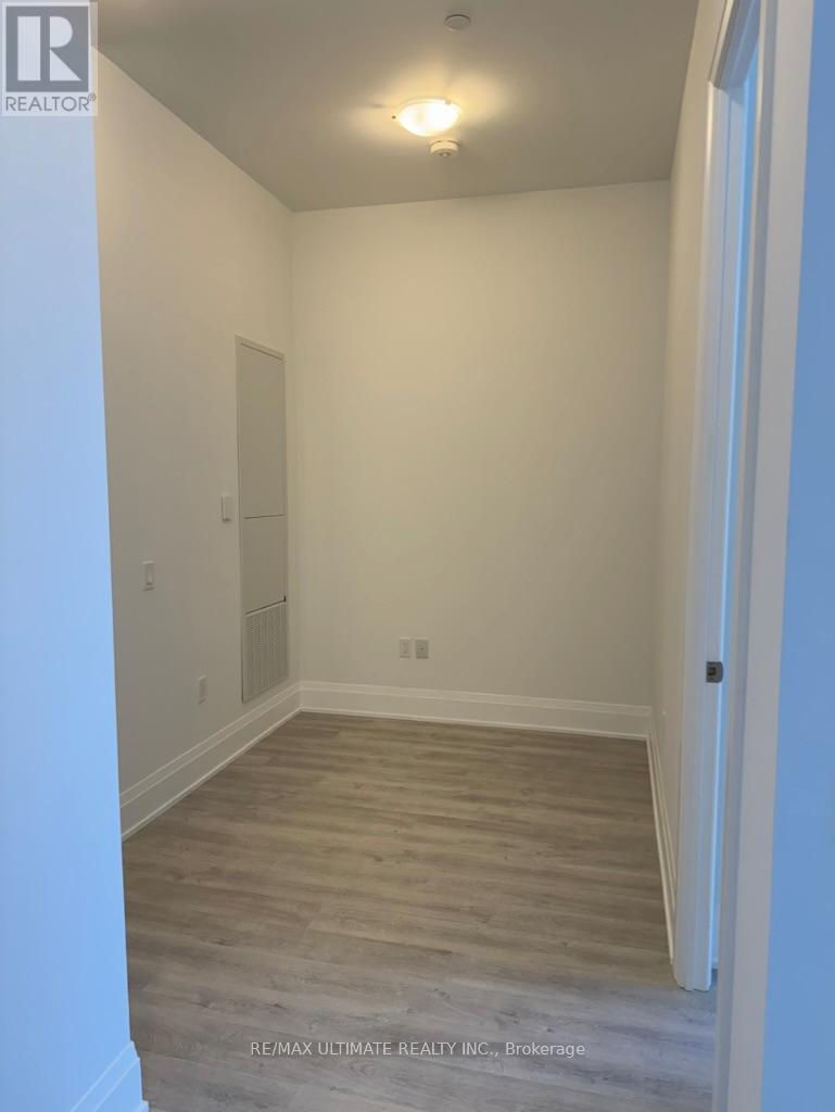 107 - 412 Silver Maple Road, Oakville, Ontario  L6H 7X8 - Photo 8 - W12534116