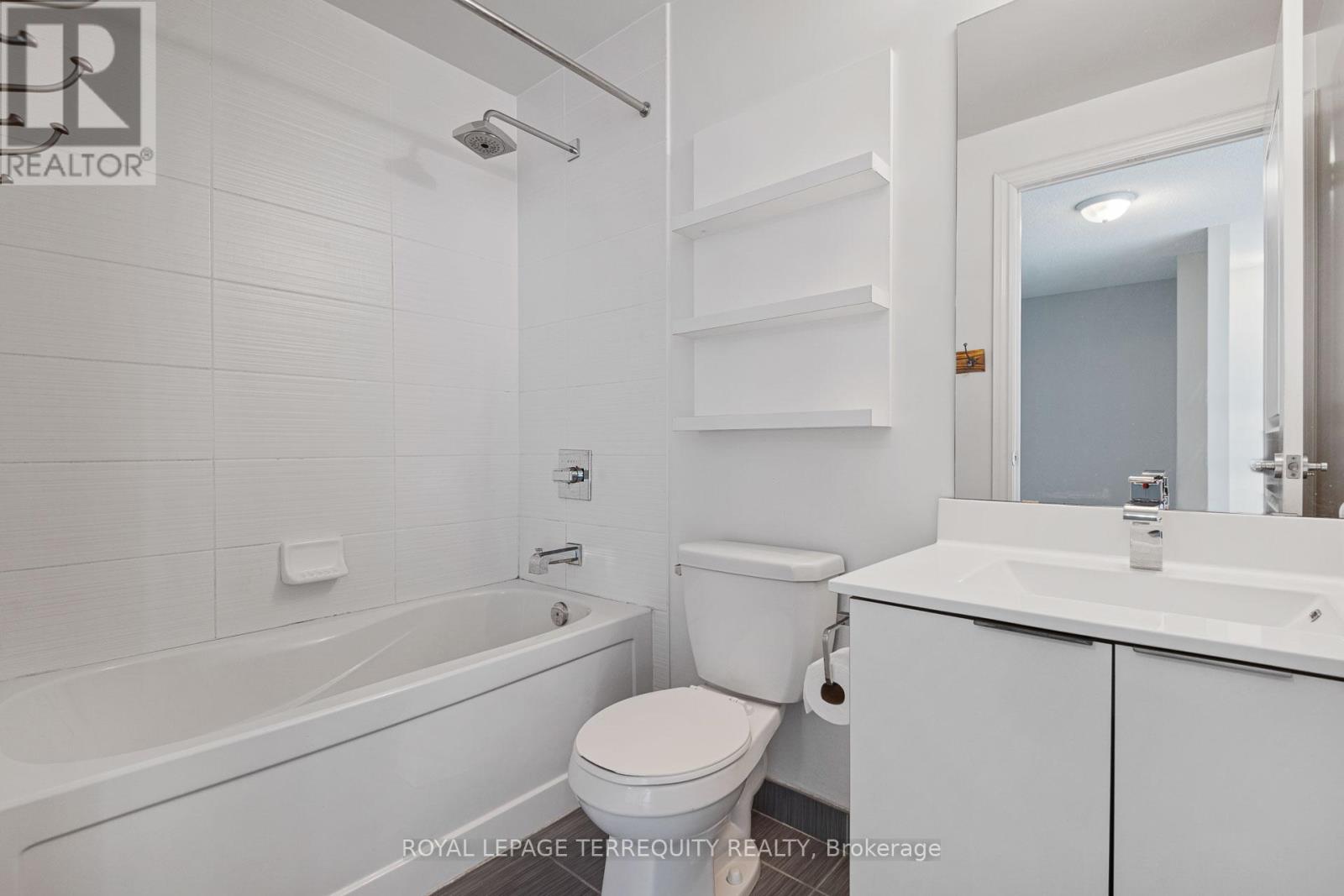 205 - 16 Brookers Lane, Toronto, Ontario  M8V 0A5 - Photo 23 - W12534200