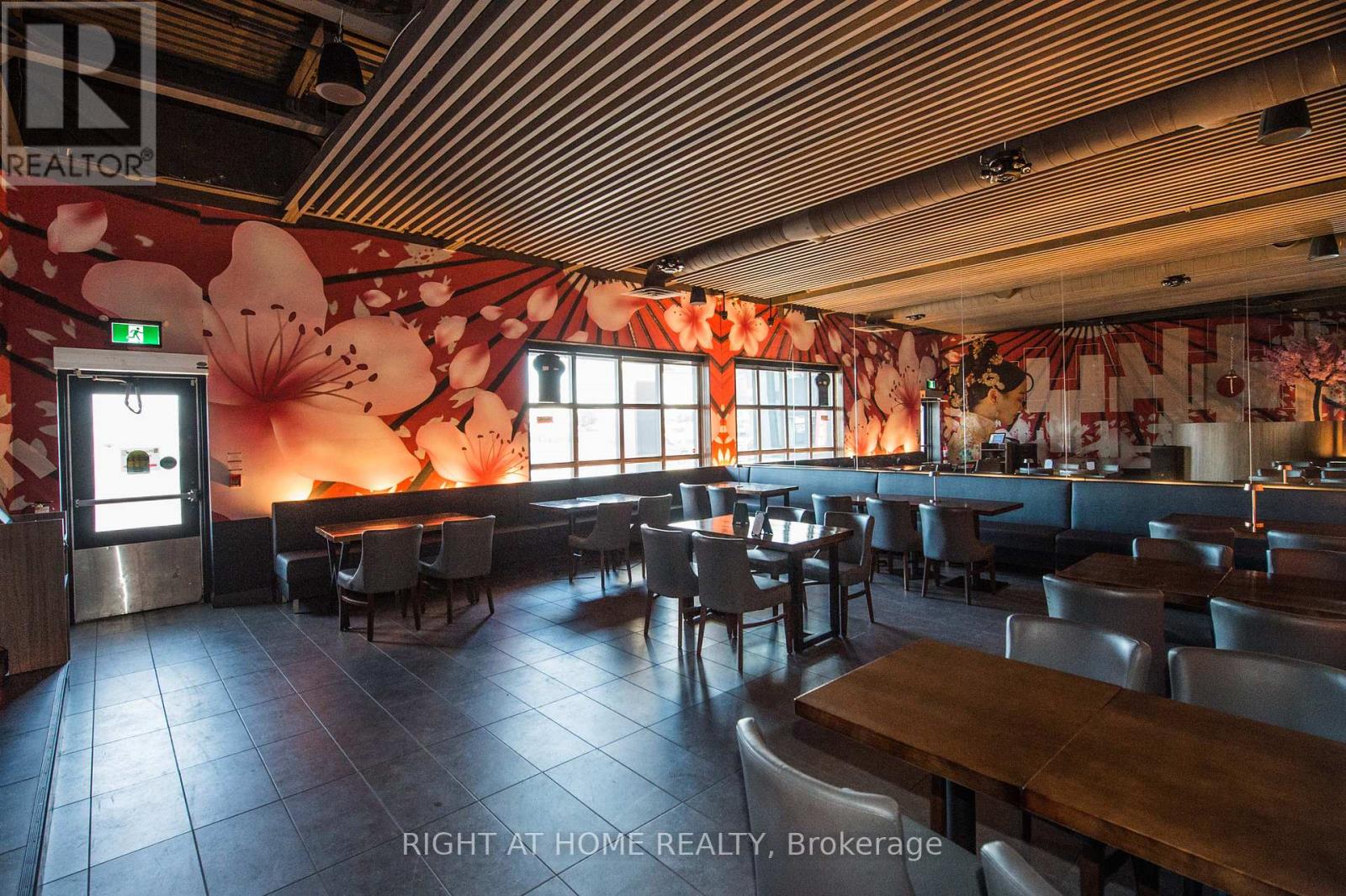 G10 - 2000 Appleby Line, Burlington, Ontario  L7L 6M6 - Photo 13 - W12534208