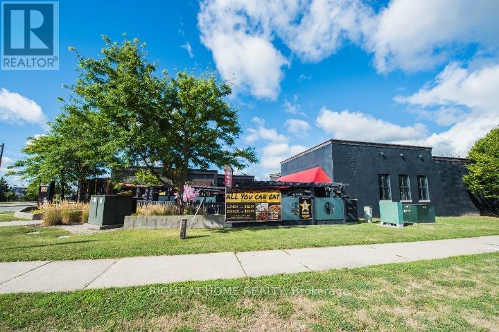 G10 - 2000 Appleby Line, Burlington, Ontario  L7L 6M6 - Photo 2 - W12534208