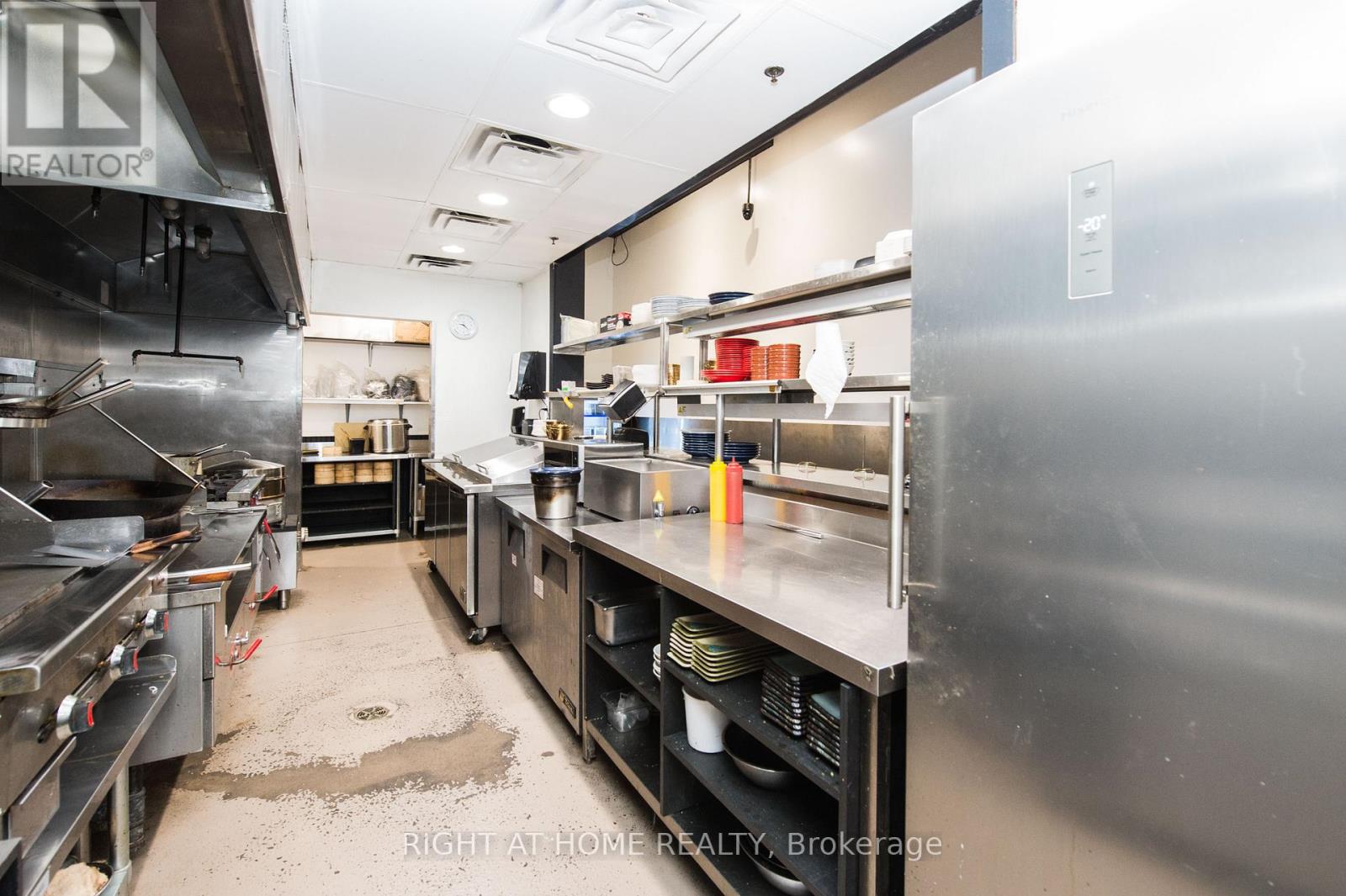 G10 - 2000 Appleby Line, Burlington, Ontario  L7L 6M6 - Photo 32 - W12534208