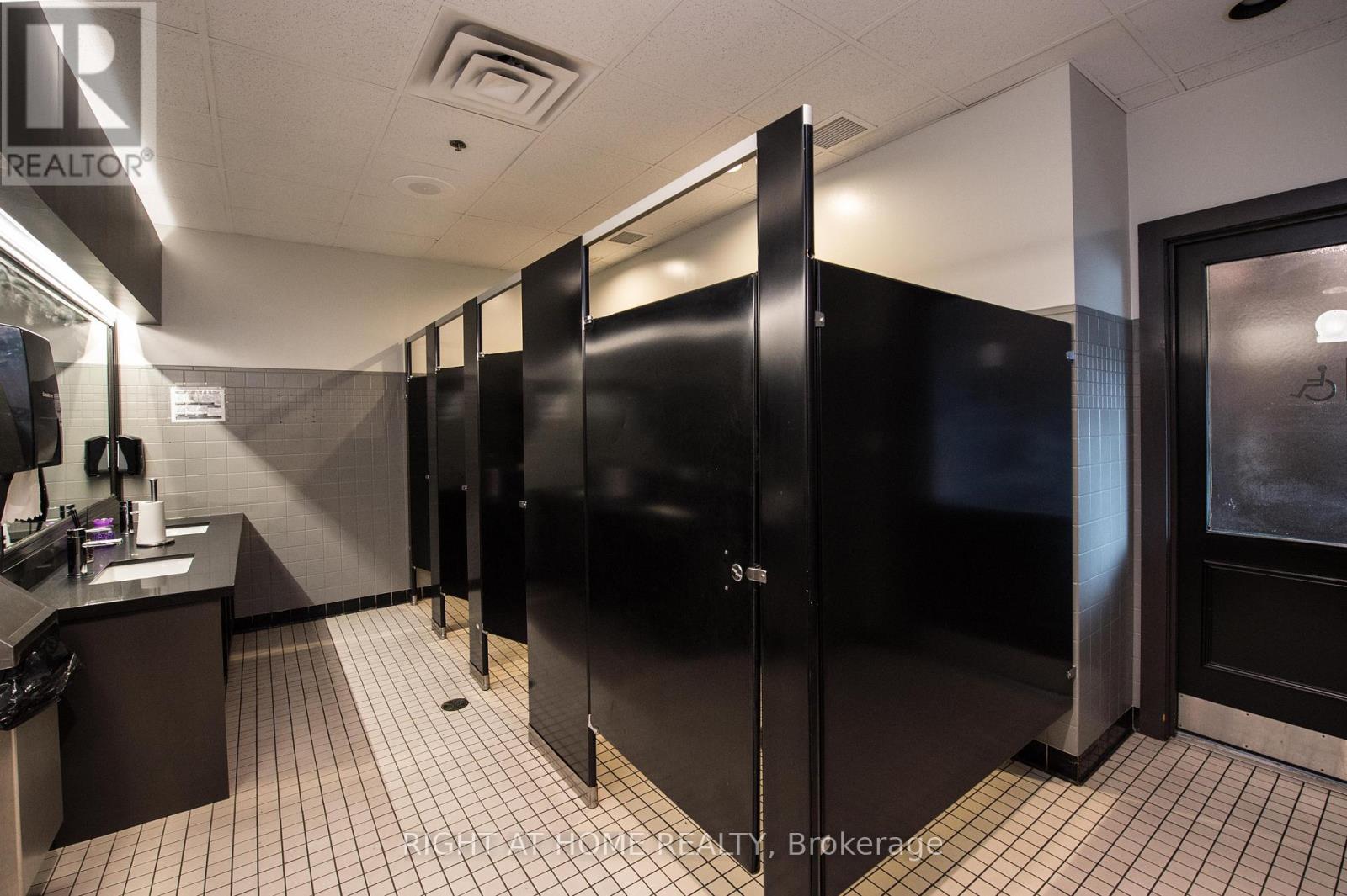 G10 - 2000 Appleby Line, Burlington, Ontario  L7L 6M6 - Photo 40 - W12534208