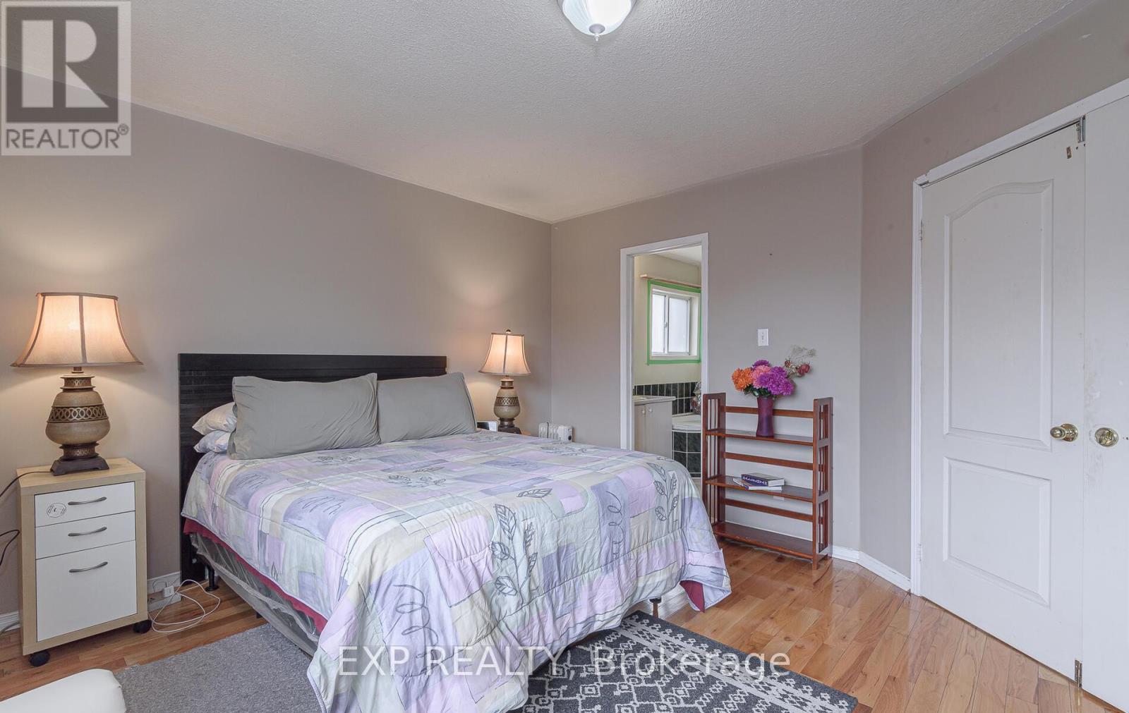 15 Meadow Glade Road, Brampton, Ontario  L6R 1Z7 - Photo 18 - W12534246