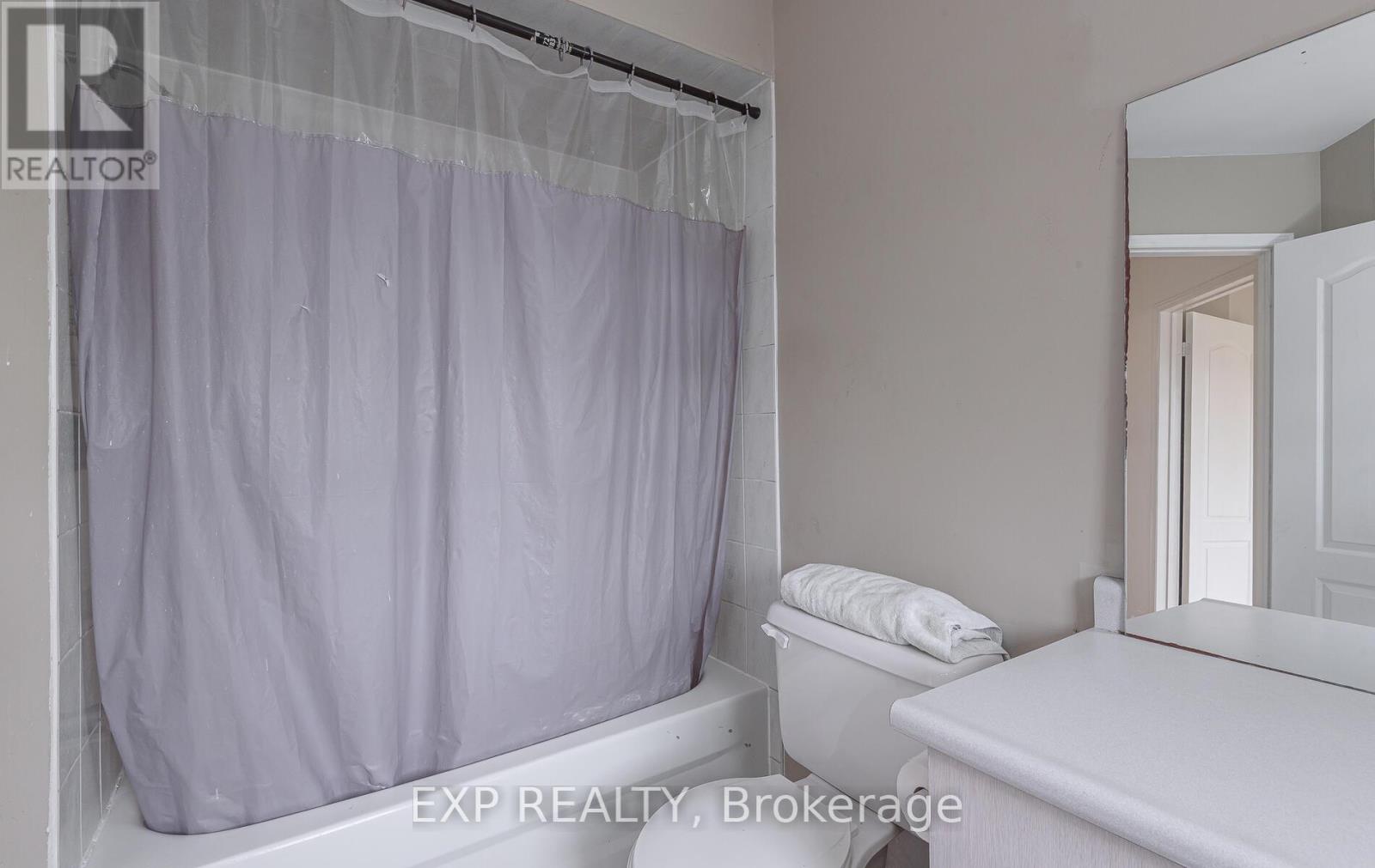 15 Meadow Glade Road, Brampton, Ontario  L6R 1Z7 - Photo 22 - W12534246