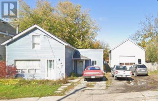 40 QUEEN STREET, Kawartha Lakes, Ontario