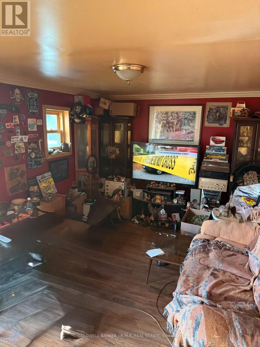 40 Queen Street, Kawartha Lakes, Ontario K9V 1S4 - Photo 3 - X12534280