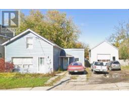 40 QUEEN STREET, Kawartha Lakes, Ontario