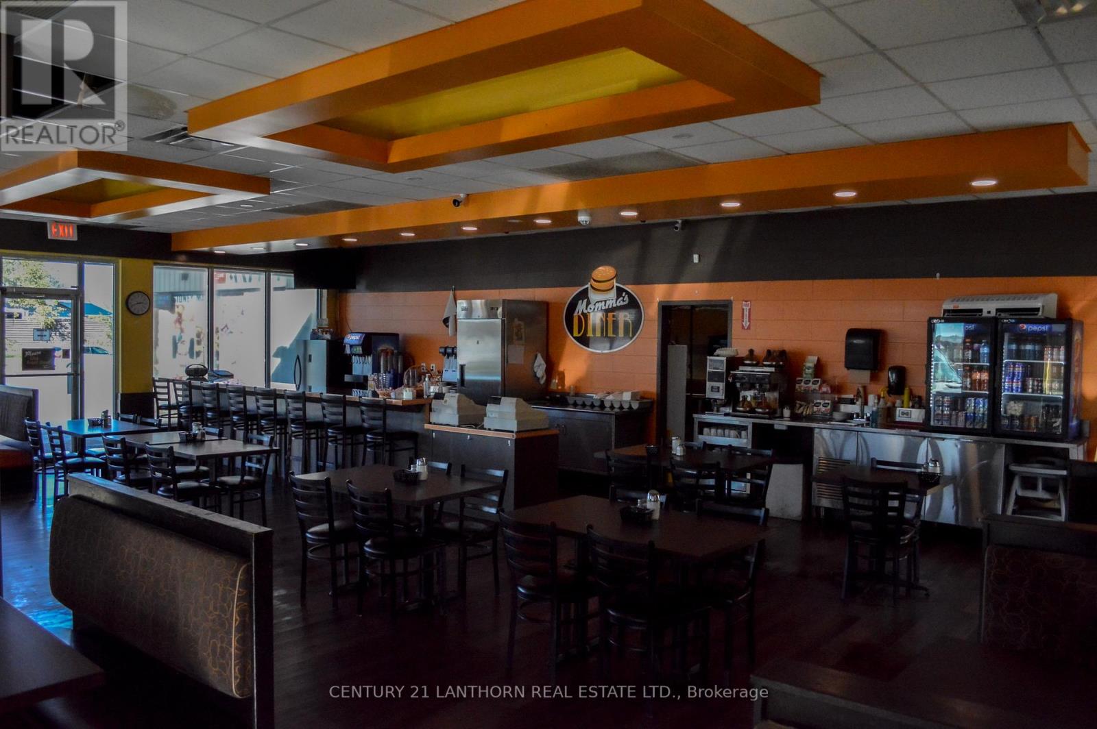 423-425 Sidney Street, Quinte West, Ontario K8V 6N6 - Photo 14 - X12534302