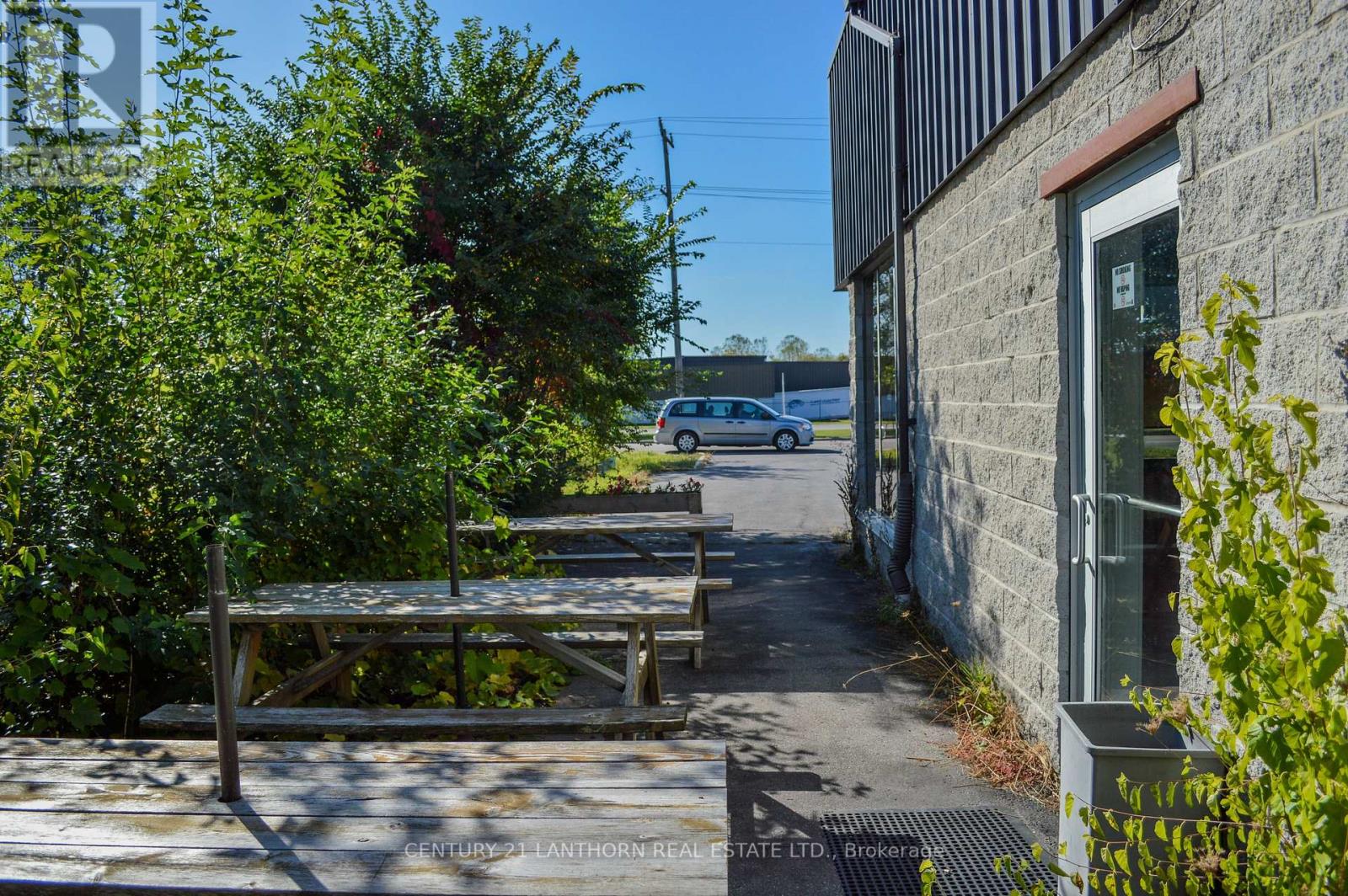 423-425 Sidney Street, Quinte West, Ontario K8V 6N6 - Photo 15 - X12534302