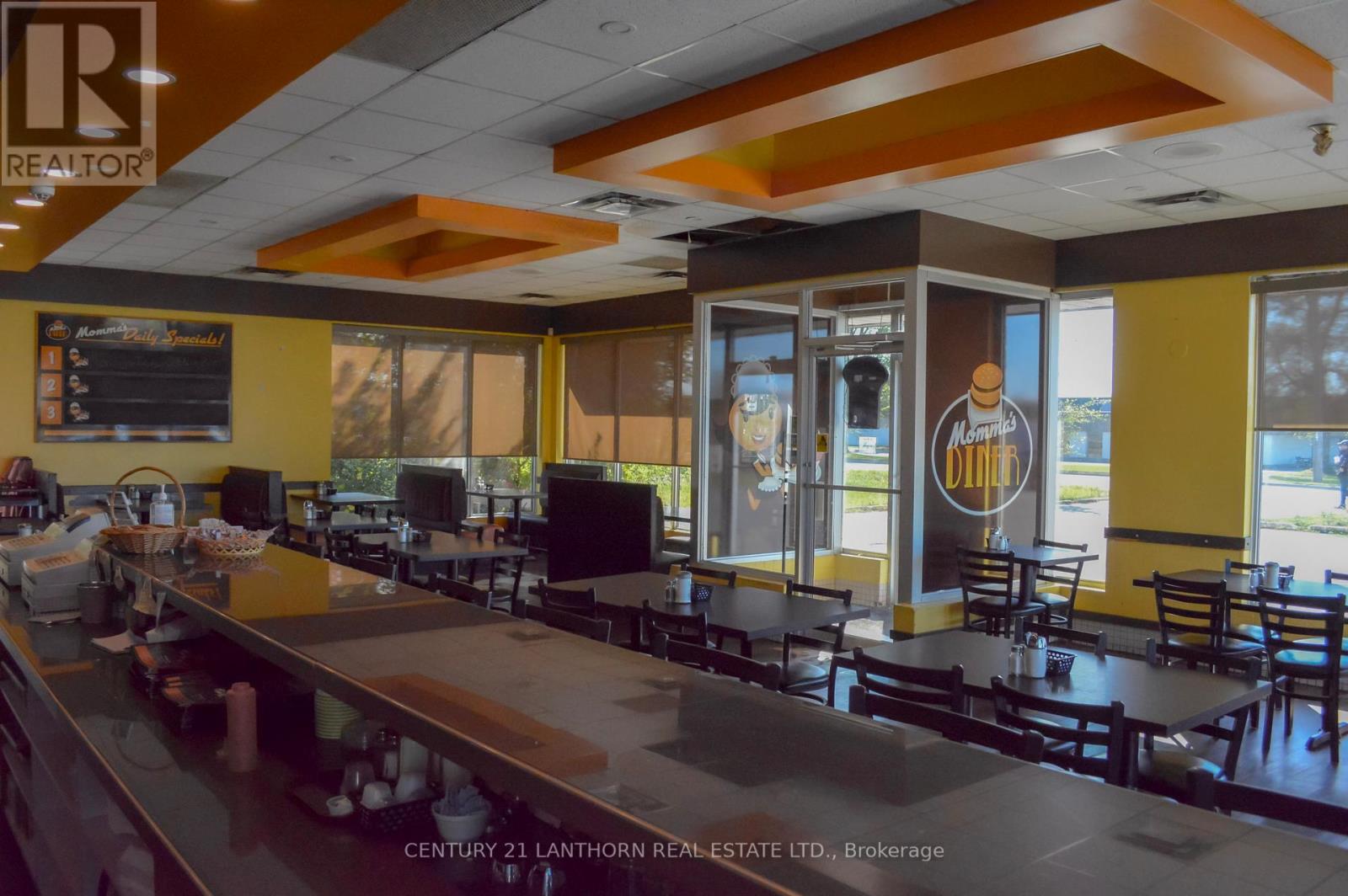 423-425 Sidney Street, Quinte West, Ontario K8V 6N6 - Photo 21 - X12534302