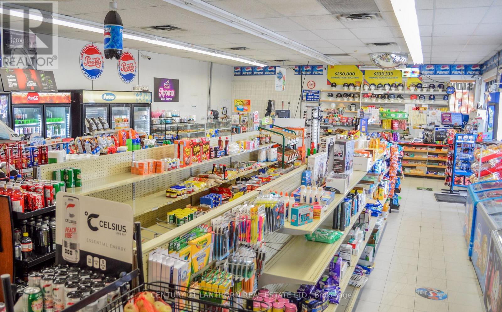 423-425 Sidney Street, Quinte West, Ontario K8V 6N6 - Photo 7 - X12534302