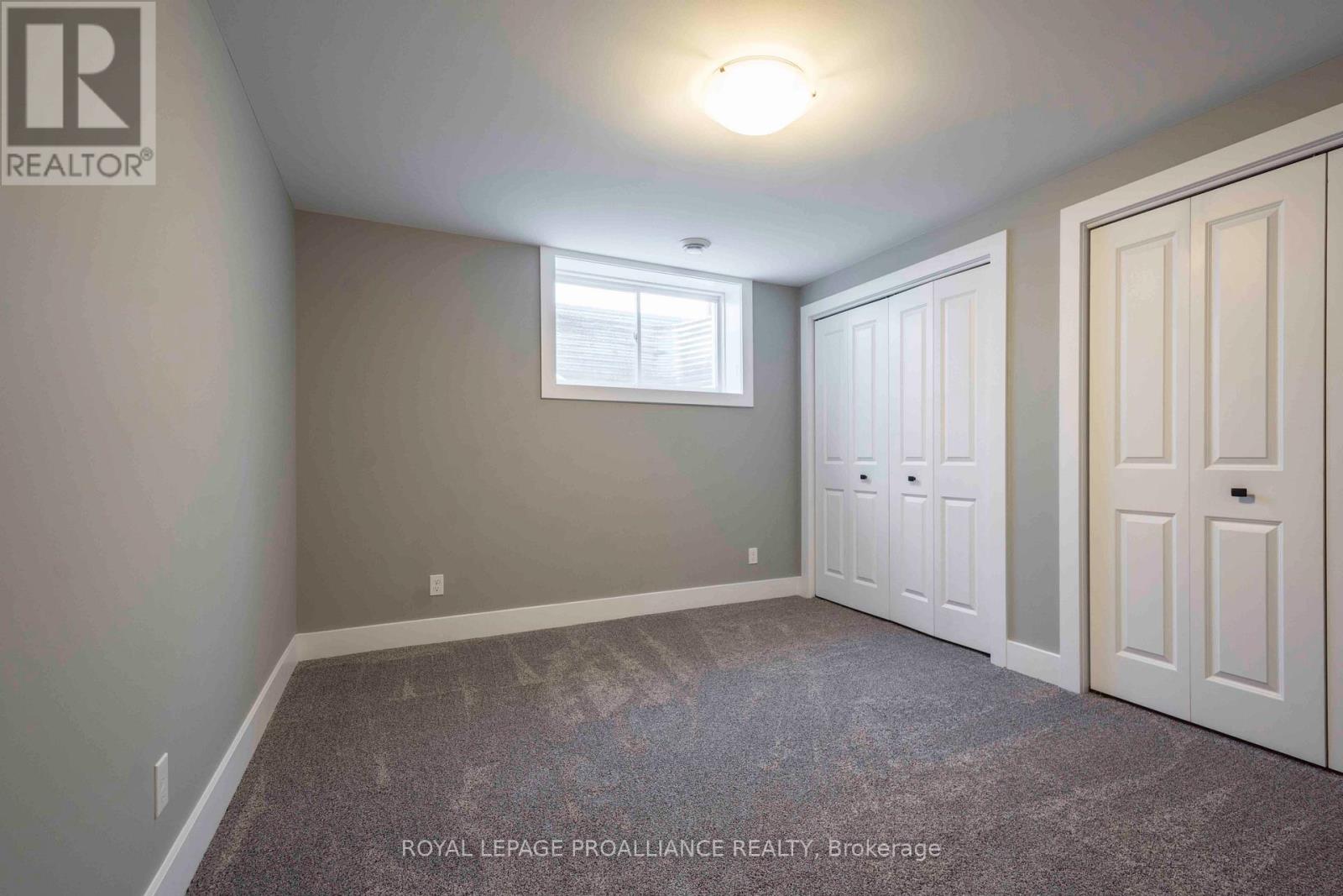 117 Farrington Crescent, Prince Edward County, Ontario K0K 2T0 - Photo 15 - X12534336