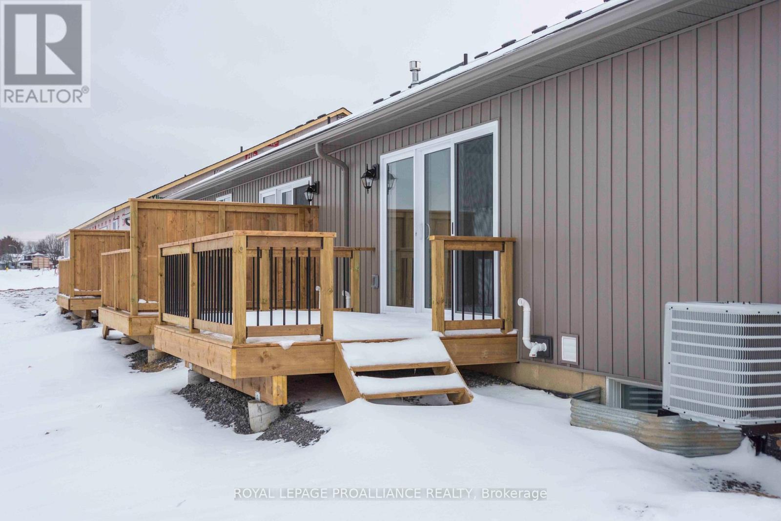 117 Farrington Crescent, Prince Edward County, Ontario K0K 2T0 - Photo 19 - X12534336