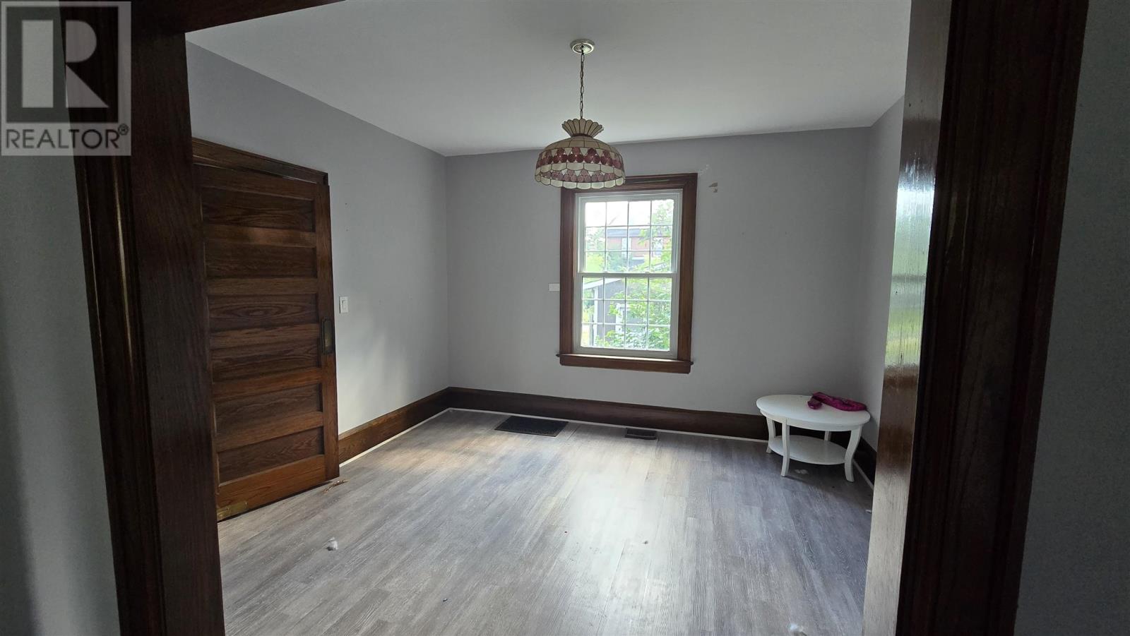 145 Albert St W, Sault Ste. Marie, Ontario P6A 1B5 - Photo 5 - SM253243