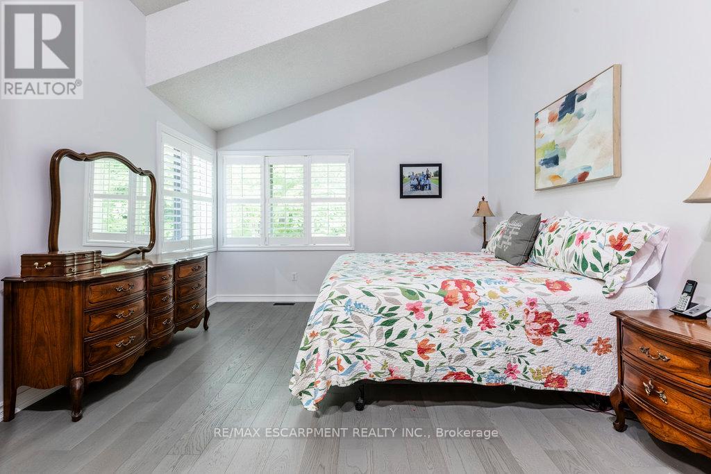 2 - 1095 Skyview Drive, Burlington, Ontario  L7P 4W7 - Photo 19 - W12433824