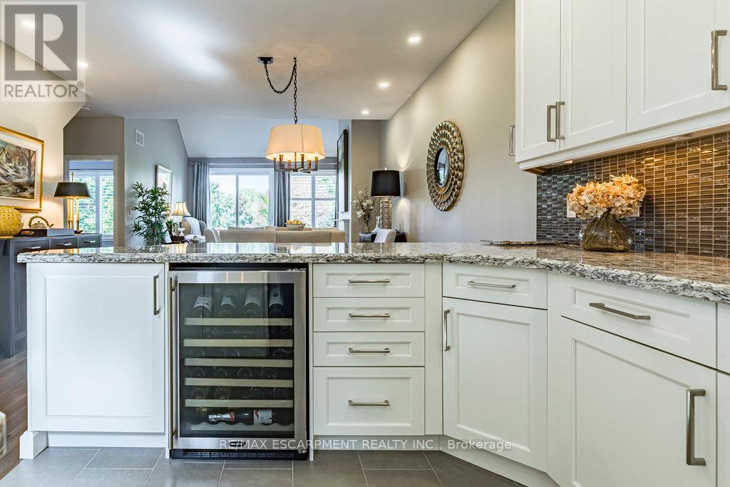 22 - 4220 Sarazen Drive, Burlington, Ontario  L7M 5C6 - Photo 10 - W12412914