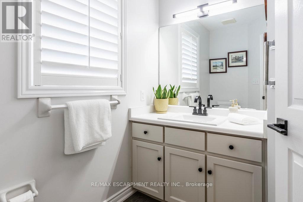 2 - 1095 Skyview Drive, Burlington, Ontario  L7P 4W7 - Photo 25 - W12433824