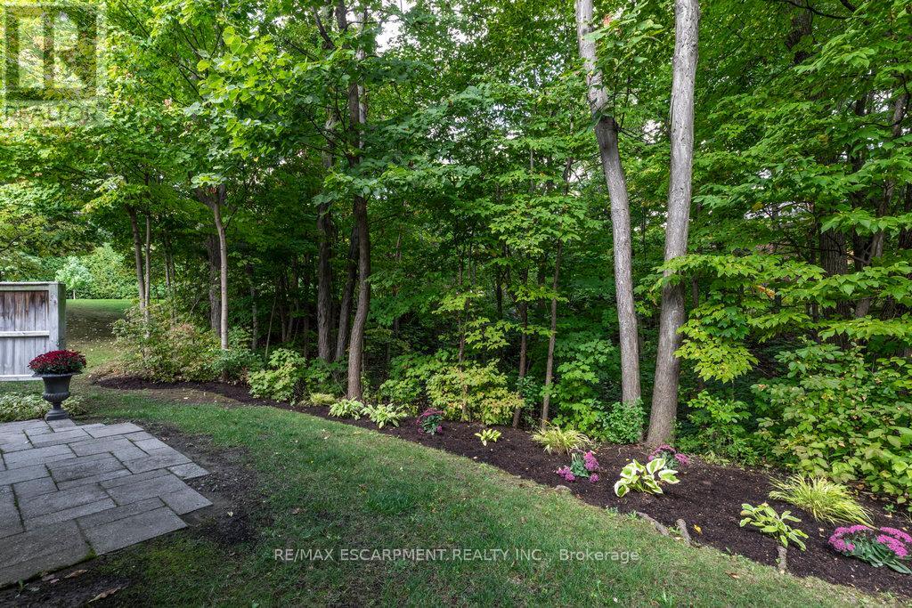 2 - 1095 Skyview Drive, Burlington, Ontario  L7P 4W7 - Photo 39 - W12433824