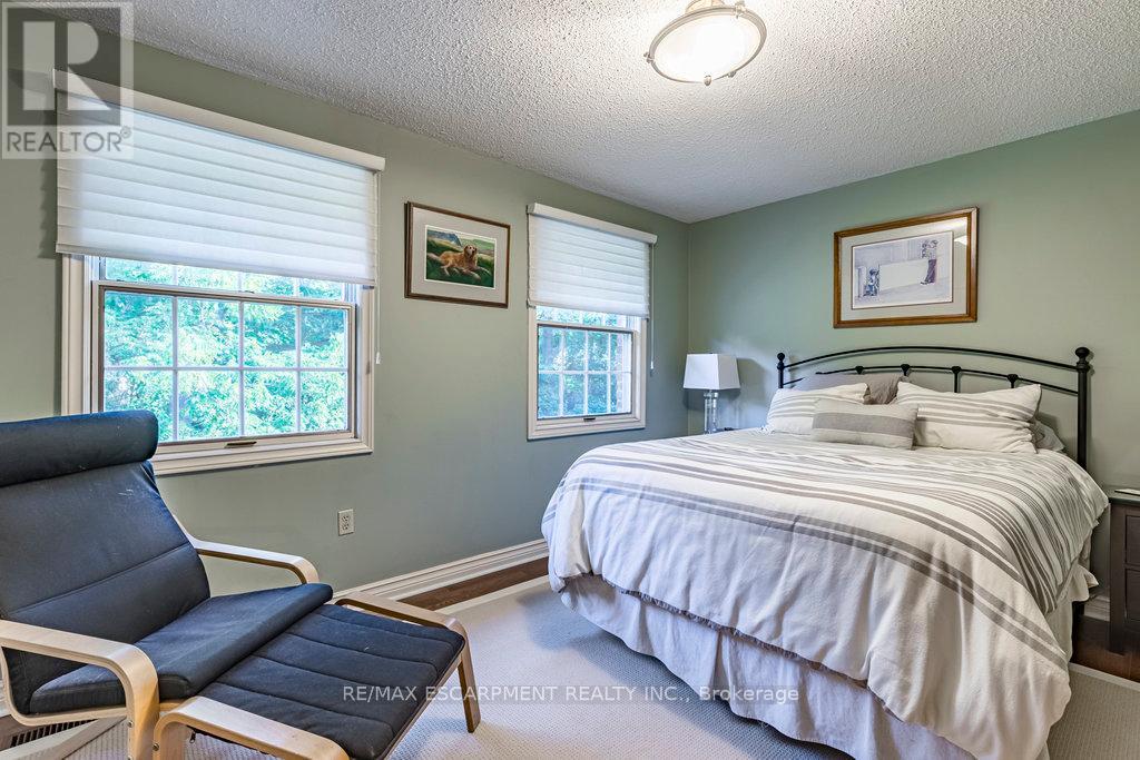 225 Shoreacres Road, Burlington, Ontario  L7L 2H3 - Photo 26 - W12443456