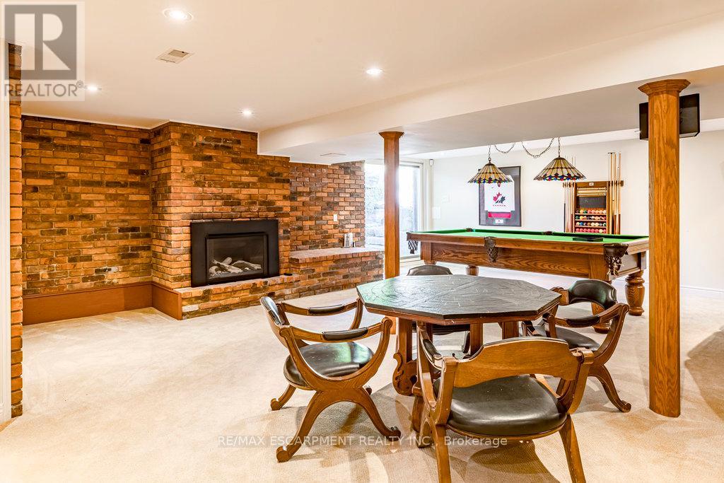 225 Shoreacres Road, Burlington, Ontario  L7L 2H3 - Photo 31 - W12443456