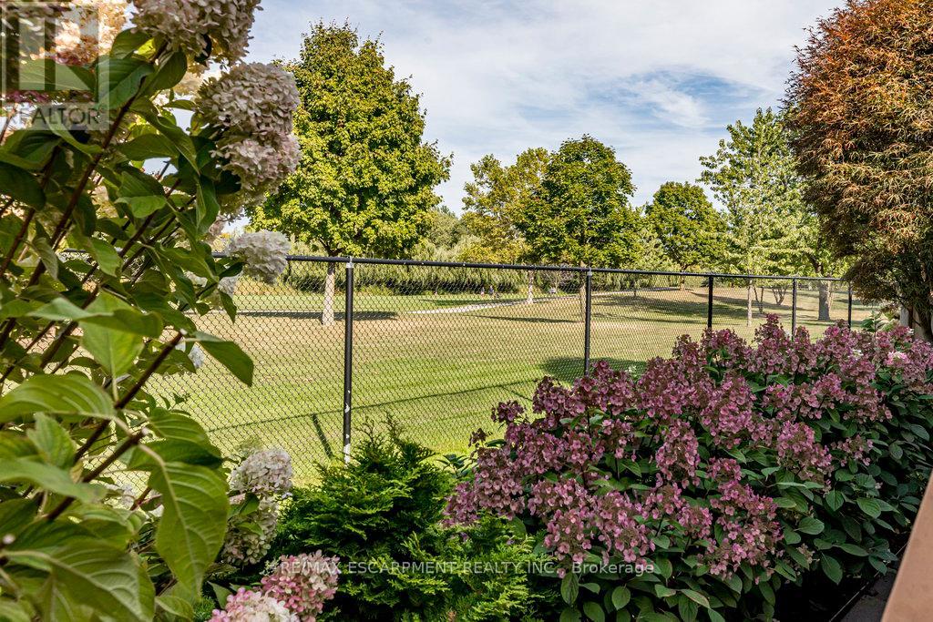 22 - 4220 Sarazen Drive, Burlington, Ontario  L7M 5C6 - Photo 44 - W12412914