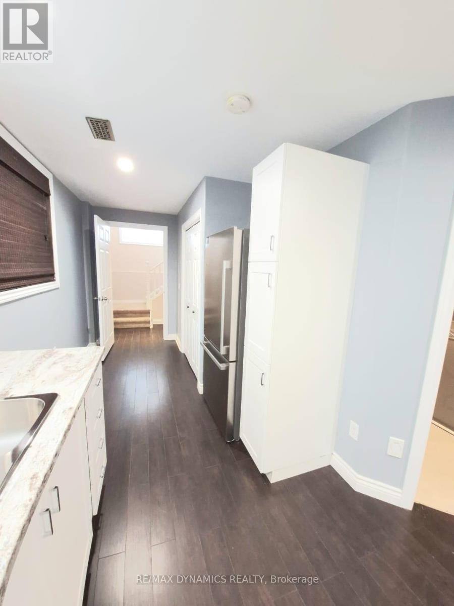 12 Vanier Drive, Welland, Ontario  L3B 1A2 - Photo 6 - X12530924