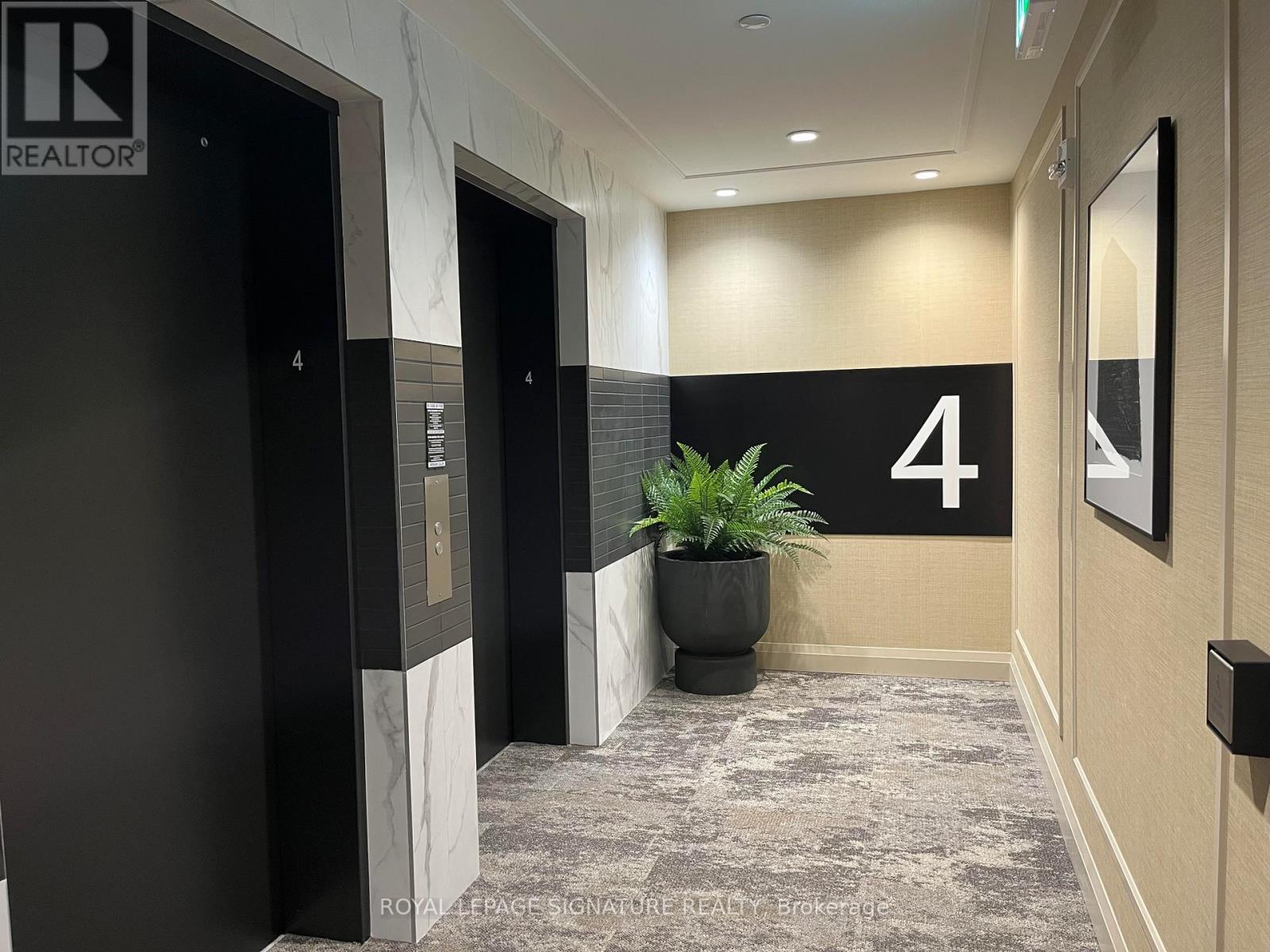 436 - 3250 Carding Mill Trail, Oakville, Ontario  L6M 1L3 - Photo 5 - W12508864