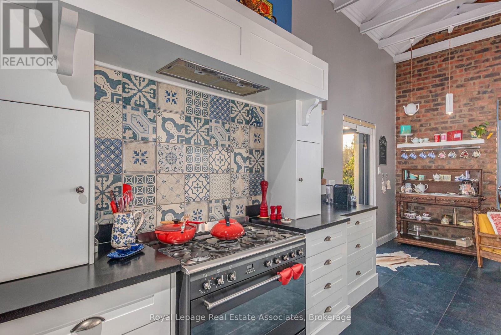 6666 Saint Andrews Street, South Africa, Ontario   - Photo 10 - X12534036