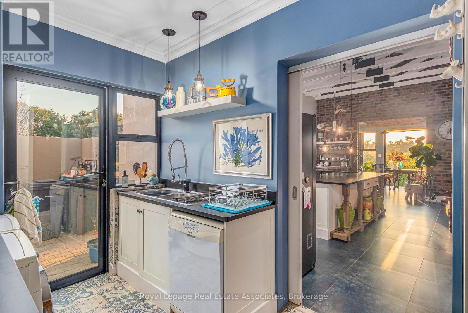 6666 Saint Andrews Street, South Africa, Ontario   - Photo 13 - X12534036