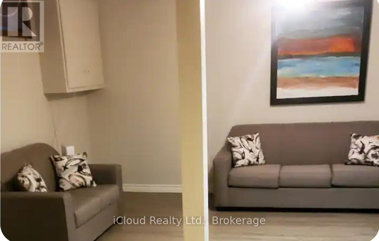 38 Stokes Road, St. Thomas, Ontario  N5R 5W7 - Photo 11 - X12534108