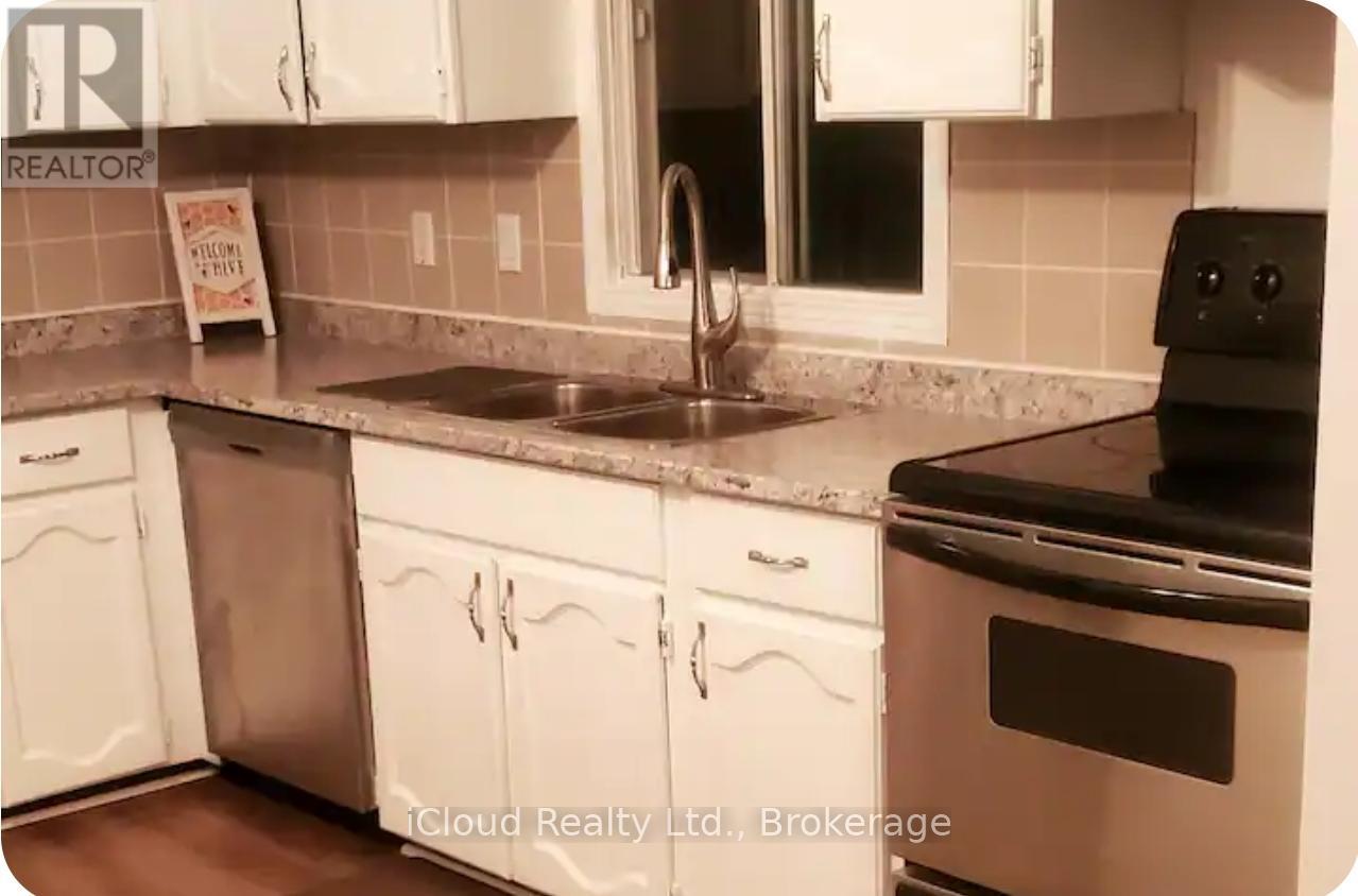 38 Stokes Road, St. Thomas, Ontario  N5R 5W7 - Photo 6 - X12534108