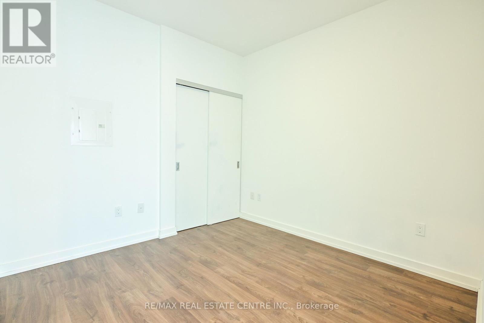 1803 - 5 Wellington Street S, Kitchener, Ontario  N2G 0E3 - Photo 23 - X12534126