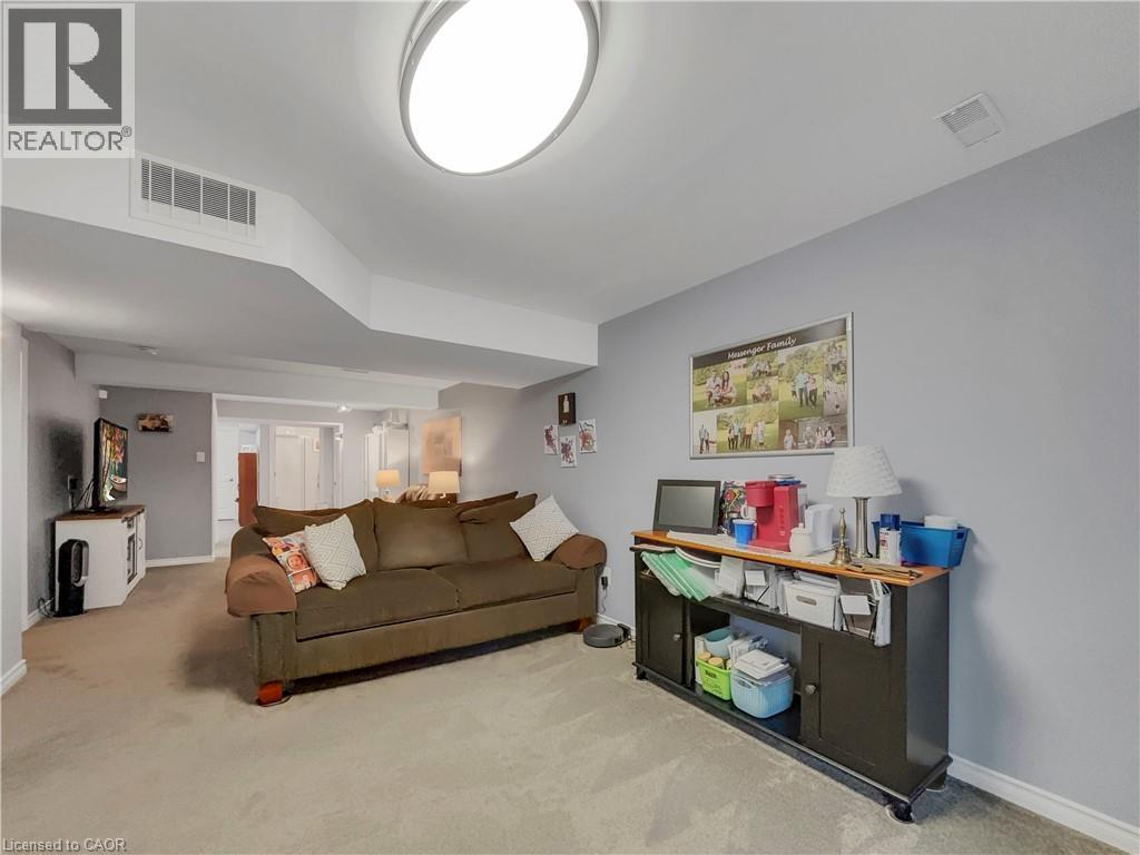 566 Southridge Drive Unit# 15, Hamilton, Ontario L9C 7W5 - Photo 29 - 40787195