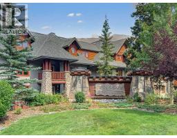 301, 150 Crossbow Place Three Sisters