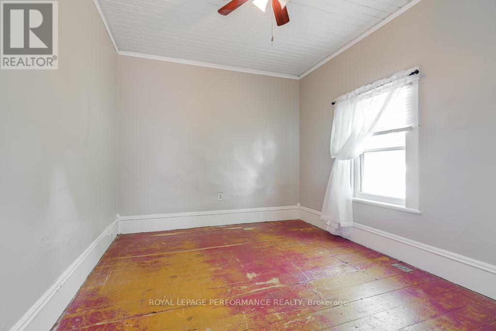 7 Spruce Street, South Glengarry, Ontario  K0C 1N0 - Photo 19 - X12534254