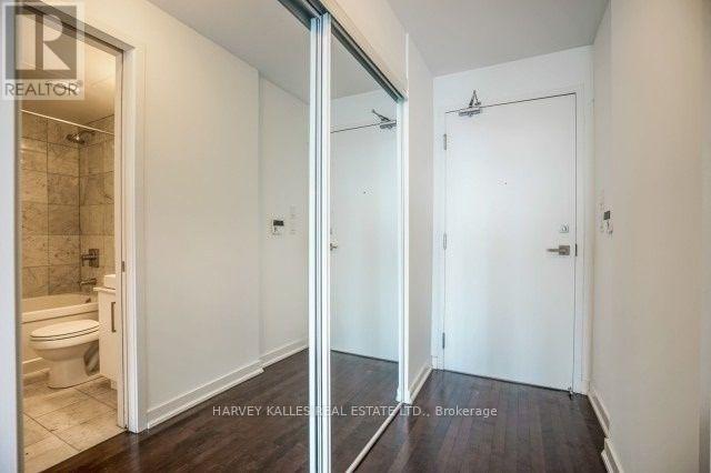 5708 - 12 York Street, Toronto, Ontario  M5J 0A1 - Photo 6 - C12534264